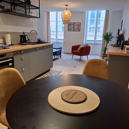 Joli Appartement Au Coeur De Mâcon Exteriör bild